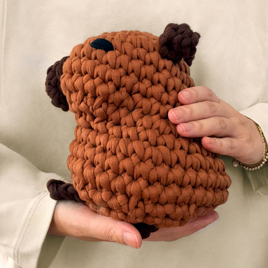 Hugh the Capybara Extra Squeezy Crochet Kit | The Woobles - Image 2